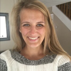 Meet your Posher, Melissa